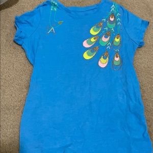 Girls t-shirt with peacock design